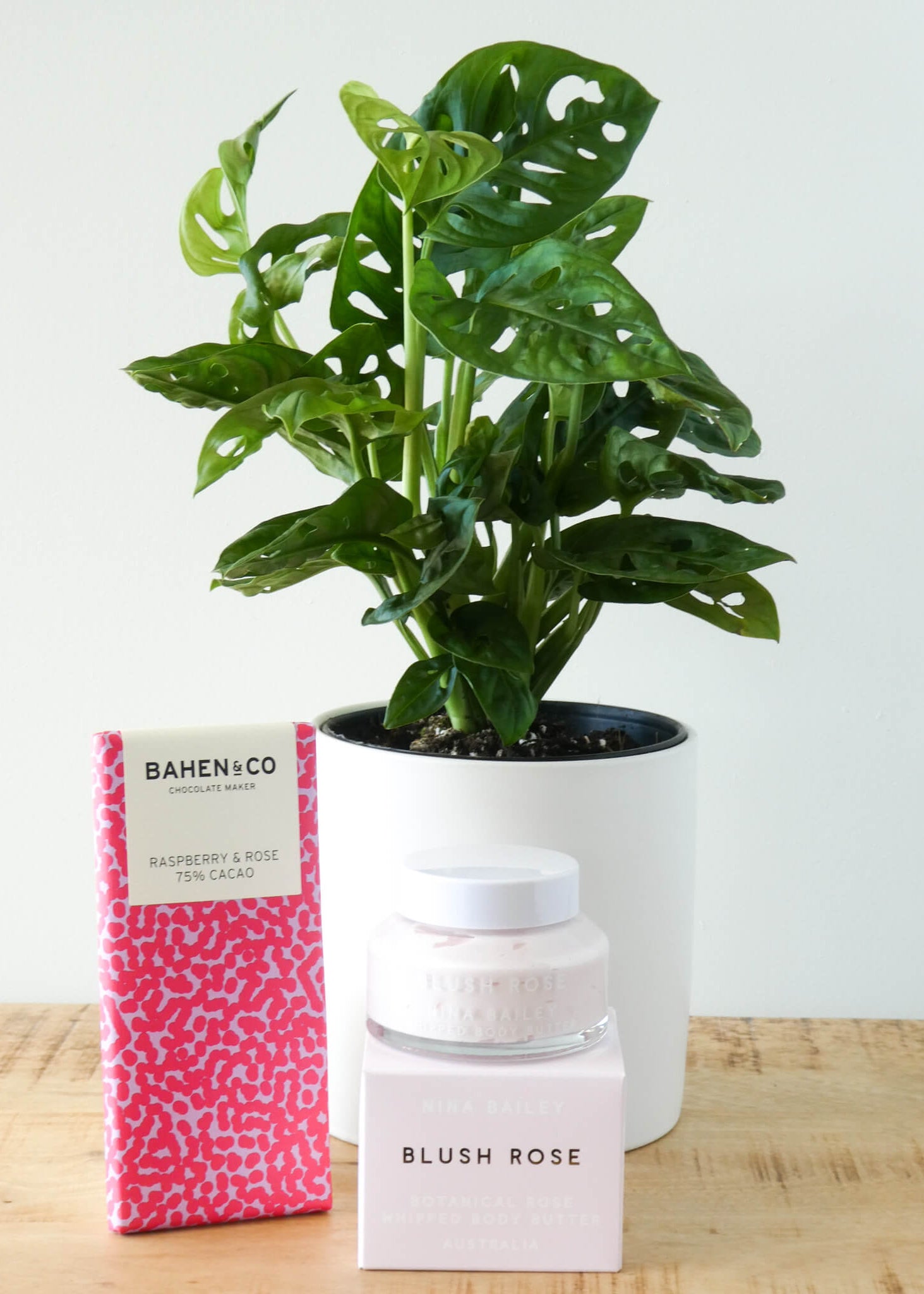 Mothers Day Gift Hamper Delivery